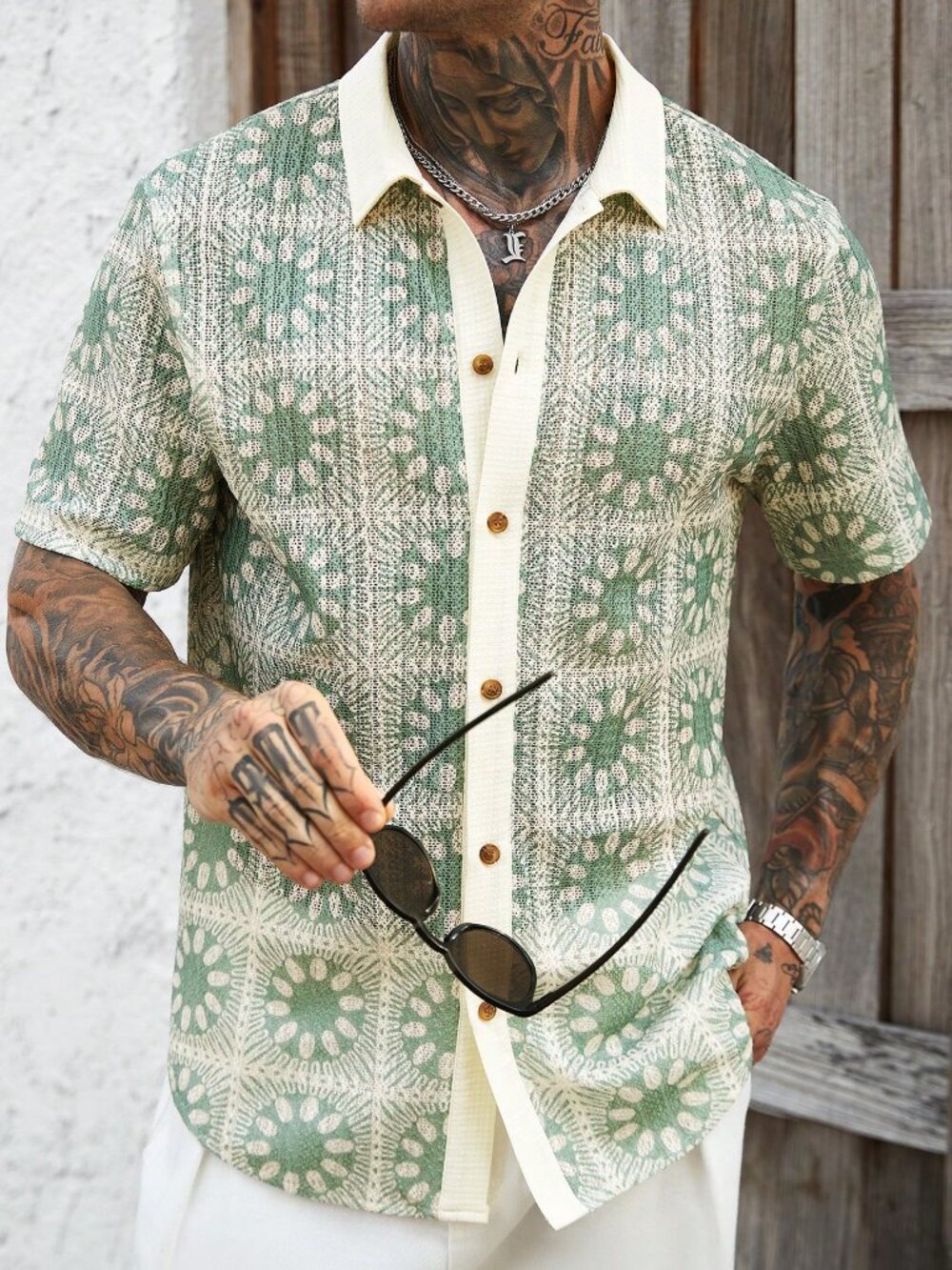Green Casual Men's Single Breasted Button Regular Fit Shirt